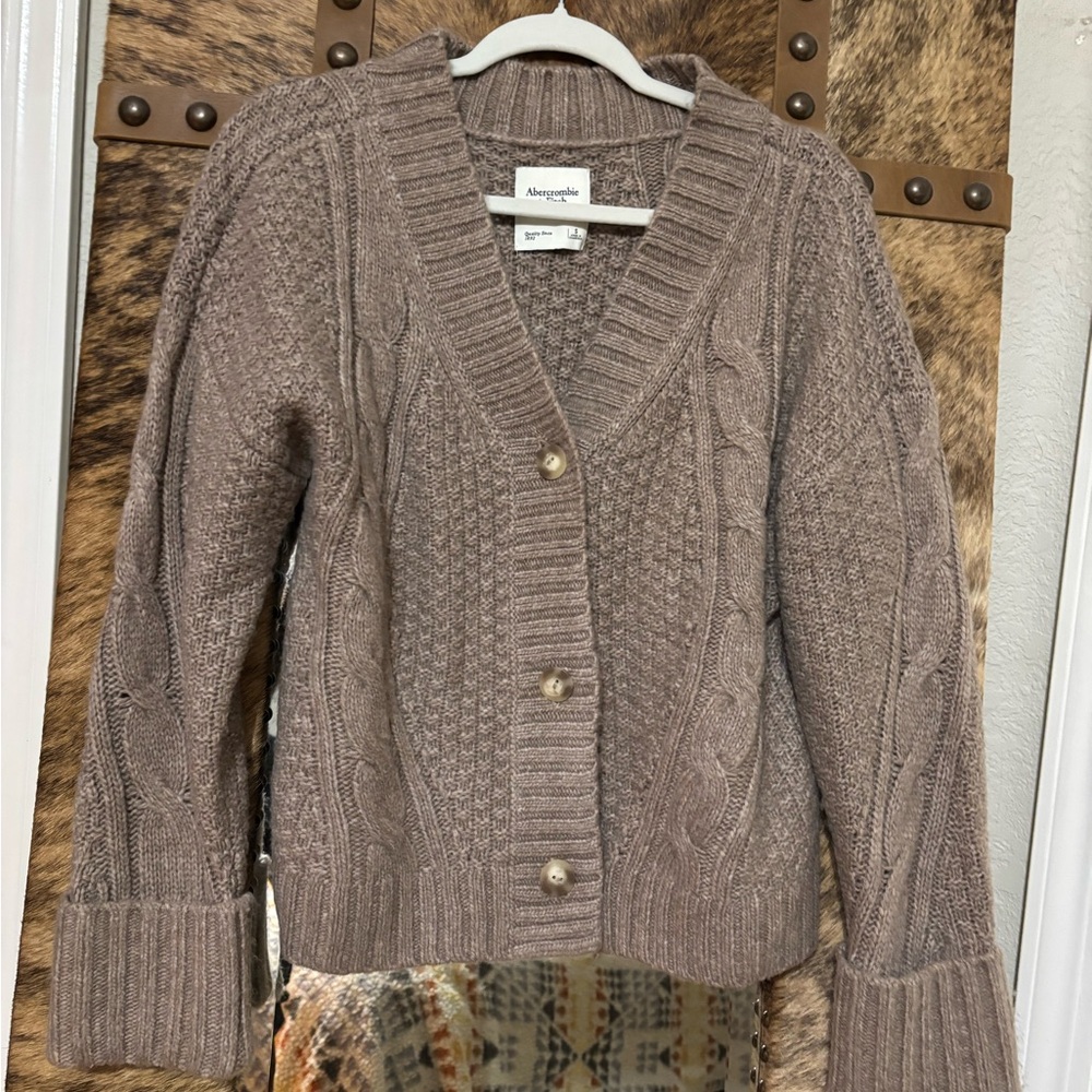 Abercrombie Cable Knit Cardigan Sweater - Brown Sz S NWOT